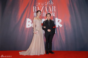 2015明星慈善夜,星光熠熠，爱心汇聚，共筑公益梦”