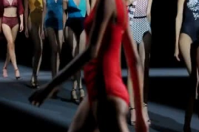 搞笑泳装秀,笑料百出，欢乐无限