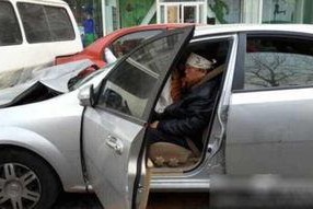 金复生 撞人个人资料,揭开个人资料的背后真相